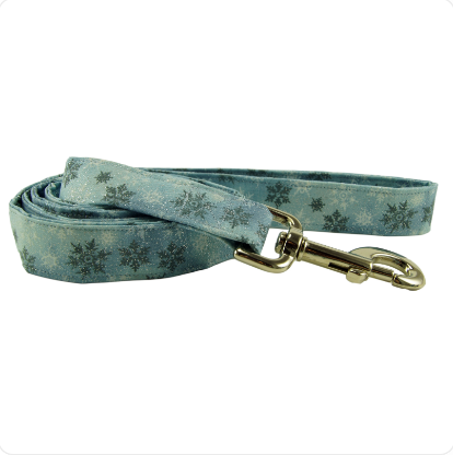 FROSTY BLUE METALLIC SNOWFLAKE DOG LEASH