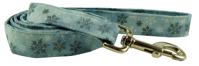 FROSTY BLUE METALLIC SNOWFLAKE DOG LEASH