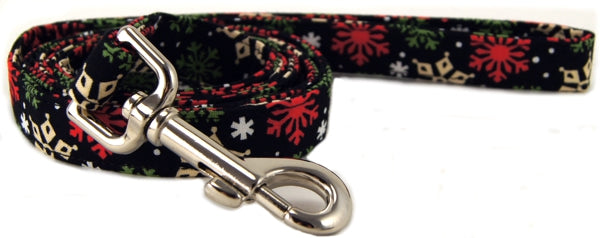 PEPPERMINT SNOWFLAKES DOG LEASH